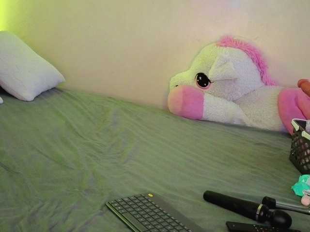 SexyGusher's BongaCams show and profile