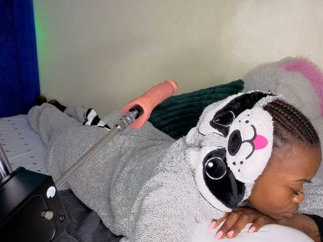 SexyGusher Live Cam on BongaCams