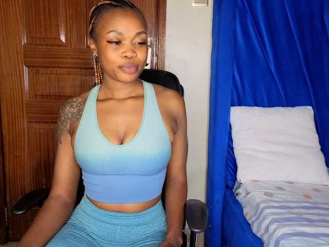 SexyGusher's BongaCams show and profile