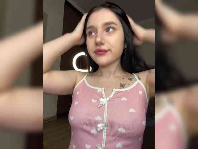 MsLoverGirl-1 webcam
