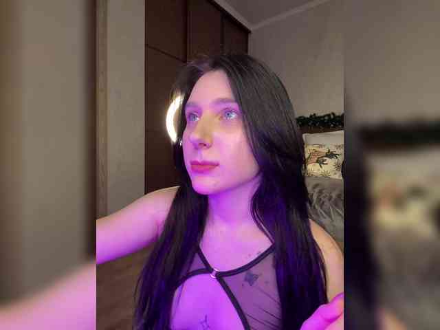 MsLoverGirl-1 webcam