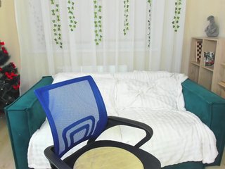 MonikaPinch Porn Show