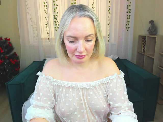 MonikaPinch – webcam model profile photo