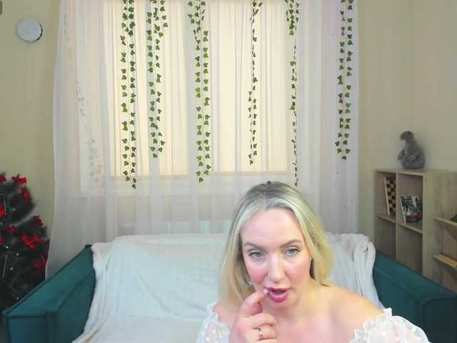 MonikaPinch – webcam model profile photo