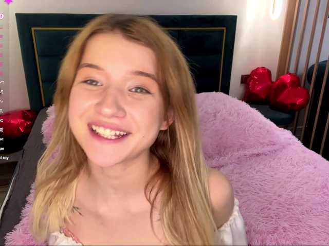 MicaFiechter's BongaCams show and profile