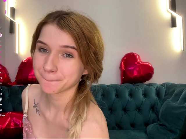 MicaFiechter's BongaCams show and profile