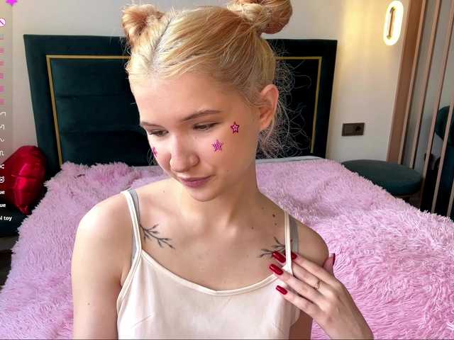 MicaFiechter's BongaCams show and profile