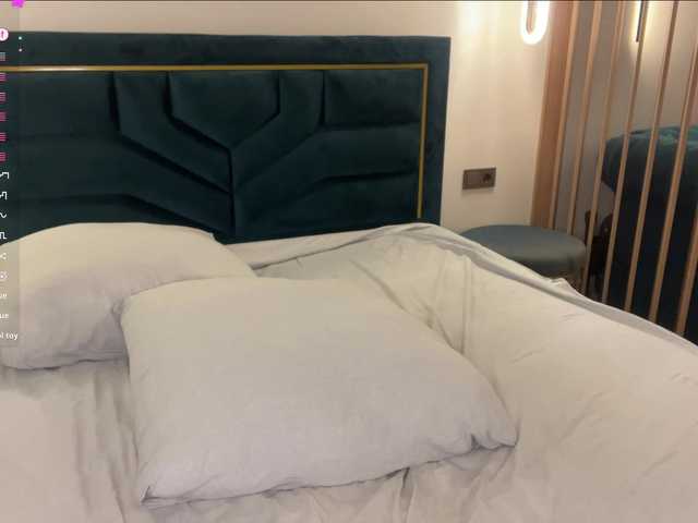 MicaFiechter's BongaCams show and profile