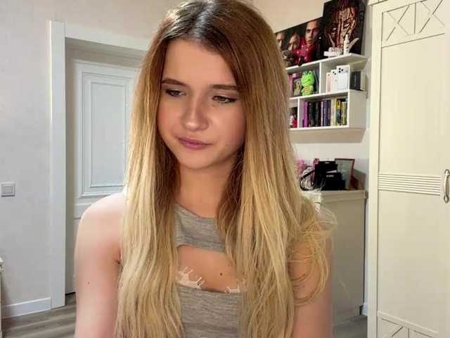 MicaFiechter's BongaCams show and profile