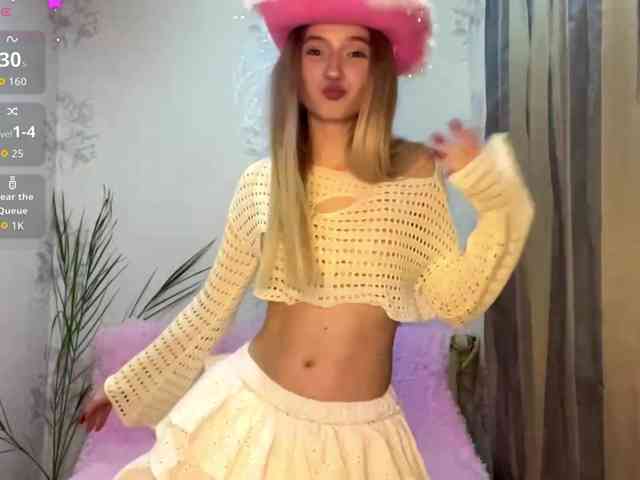 MicaFiechter Live Webcam on BongaCams