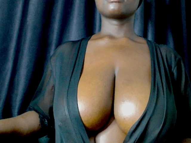 Sexyhot-chocco091's BongaCams show and profile