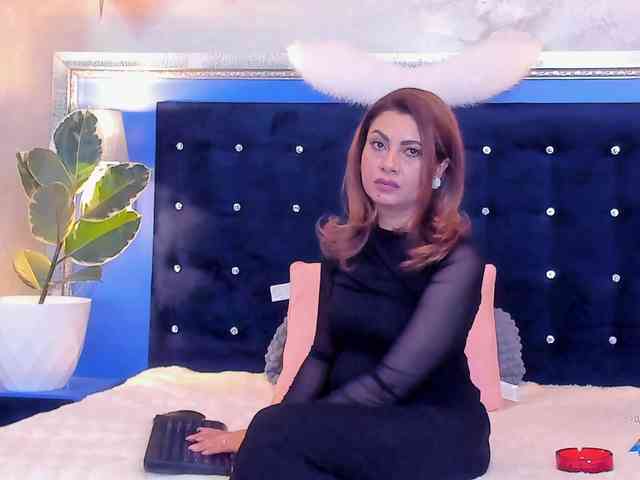 NatalieMirage webcam