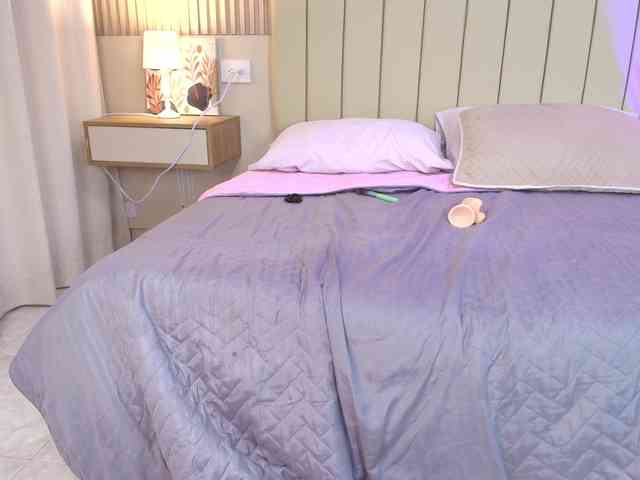 kayla-jhoness kayla-jhoness