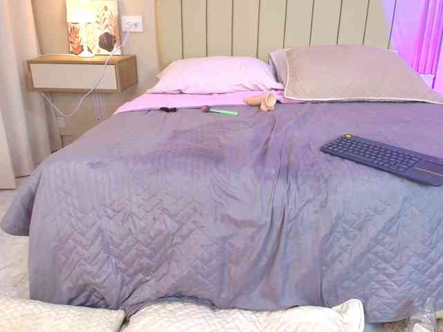 kayla-jhoness kayla-jhoness