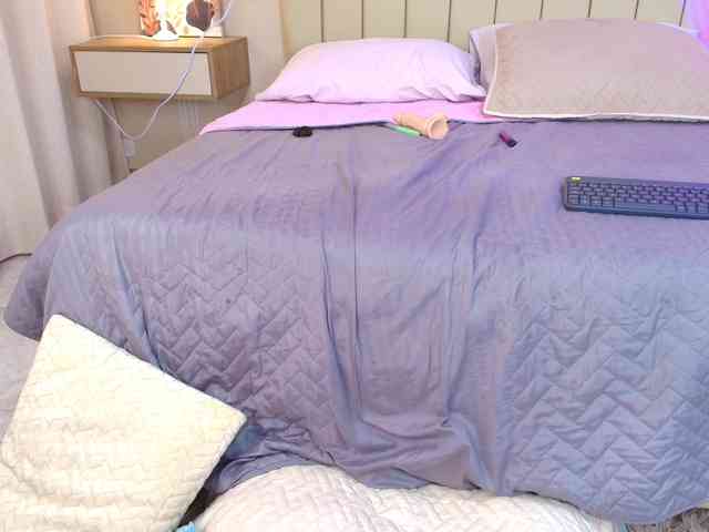 kayla-jhoness kayla-jhoness