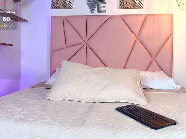 emily-burton18 webcam