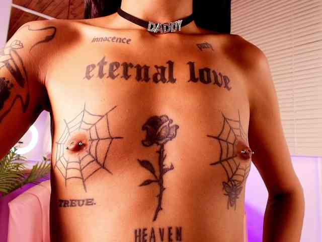 emily-burton18 webcam