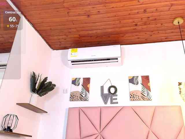 emily-burton18 webcam