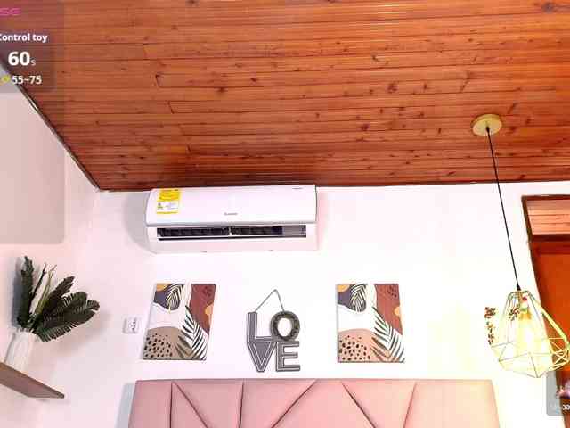 emily-burton18 webcam