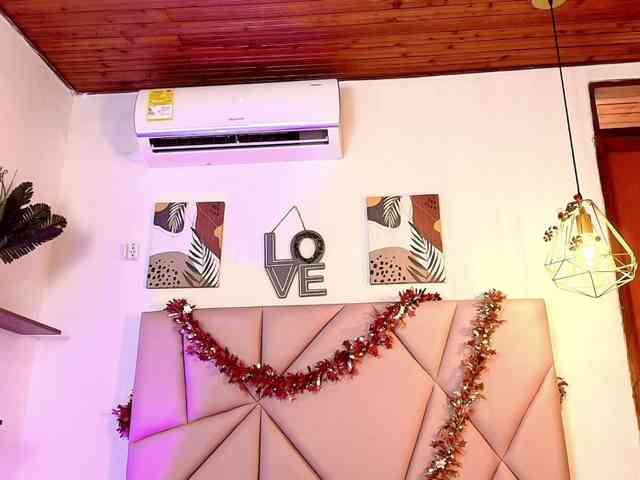 emily-burton18 webcam