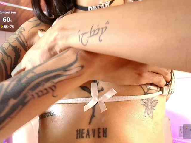 emily-burton18 webcam