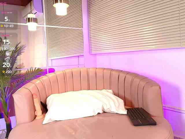 emily-burton18 webcam