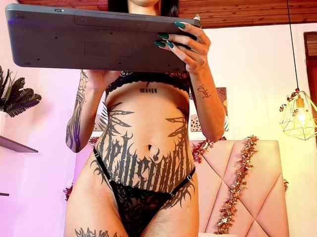 emily-burton18 webcam