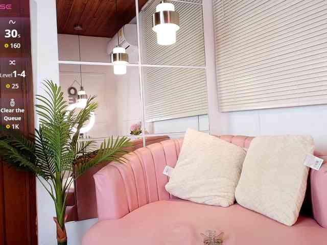 emily-burton18 webcam