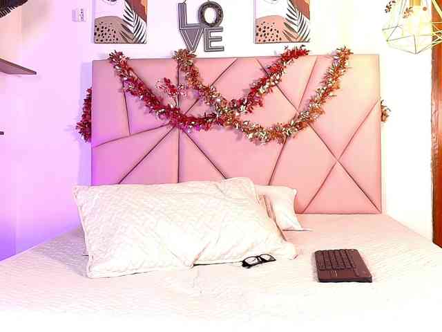 emily-burton18 webcam