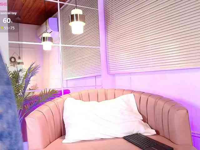 emily-burton18 webcam