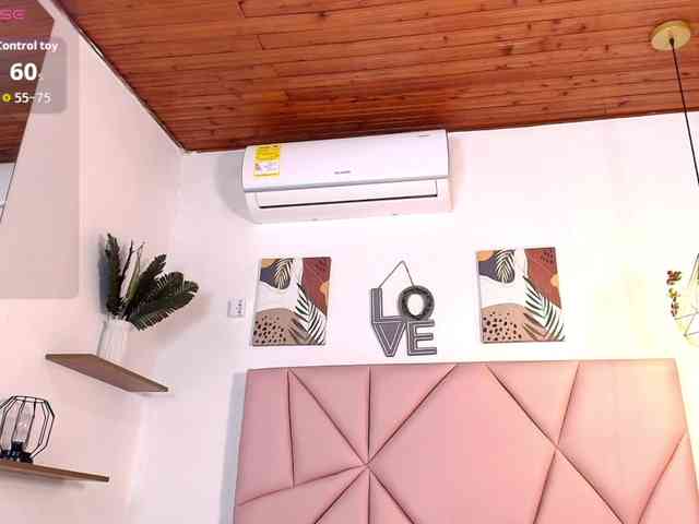 emily-burton18 webcam