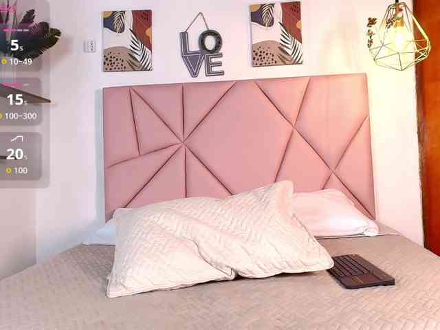 emily-burton18 webcam