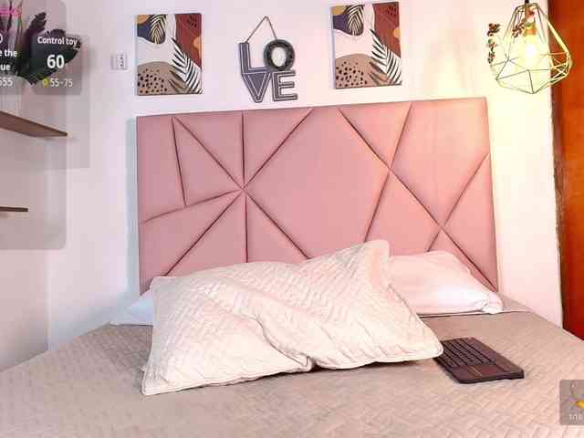 emily-burton18 webcam