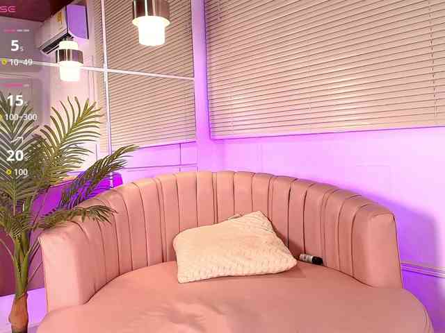 emily-burton18 webcam