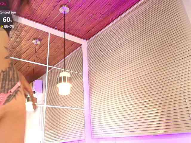 emily-burton18 webcam