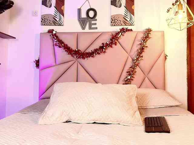 emily-burton18 webcam