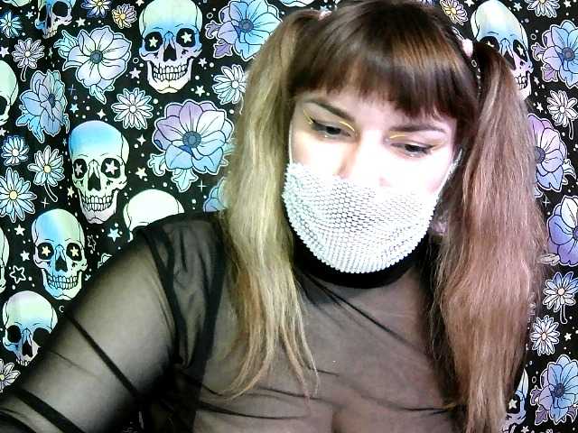 Zadirafoxy's BongaCams show and profile