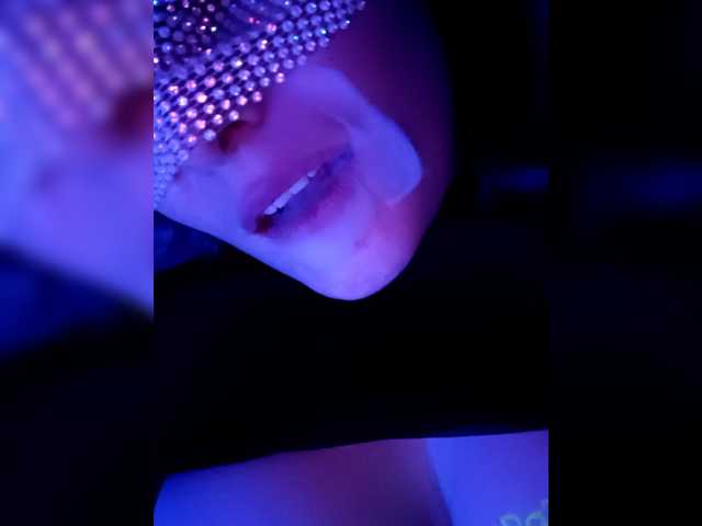 Zadirafoxy's BongaCams show and profile