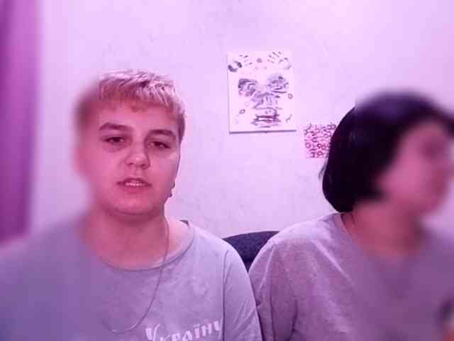 2Lesbians webcam