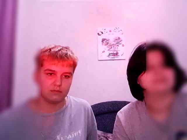 2Lesbians webcam