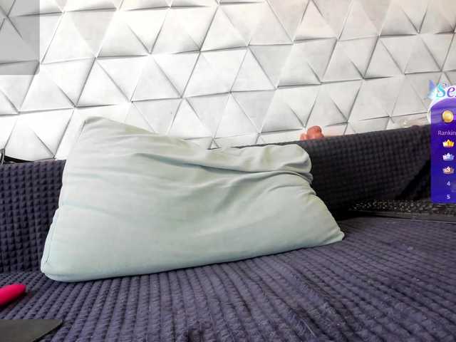 -henTaigiRl-'s BongaCams show and profile