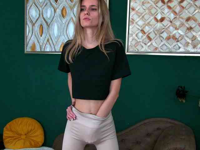 RoxanneJoy RoxanneJoy