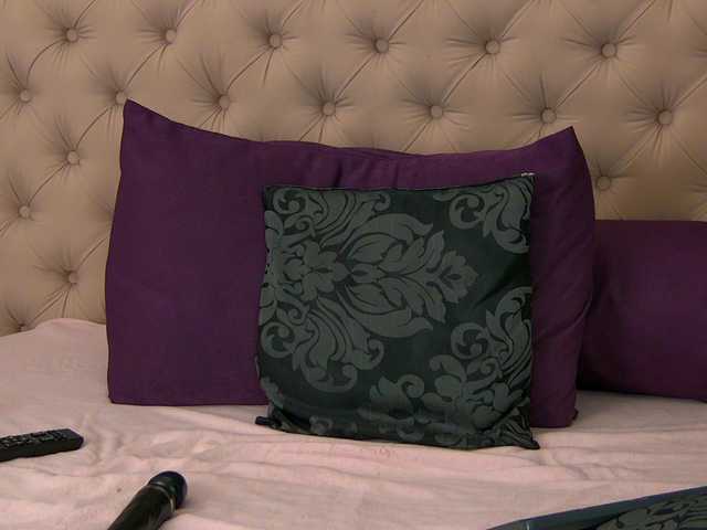 amelyjoyfull's BongaCams show and profile