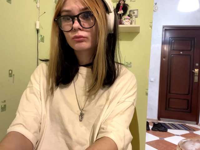 SIMONA-CHARON's BongaCams show and profile