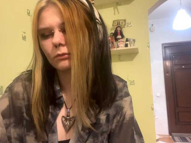 SIMONA-CHARON's BongaCams show and profile