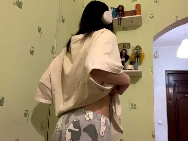 SIMONA-CHARON's BongaCams show and profile