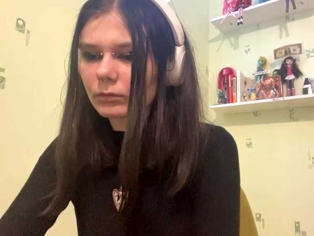  SIMONA-CHARON chat room