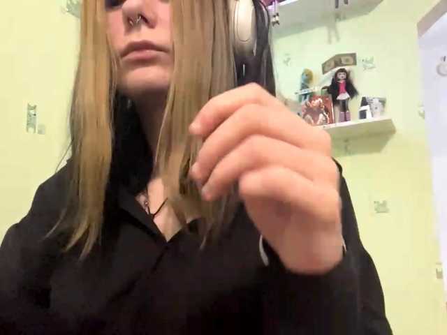 SIMONA-CHARON – webcam model profile photo