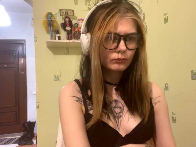 SIMONA-CHARON's BongaCams show and profile