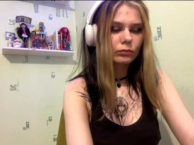 SIMONA-CHARON's BongaCams show and profile